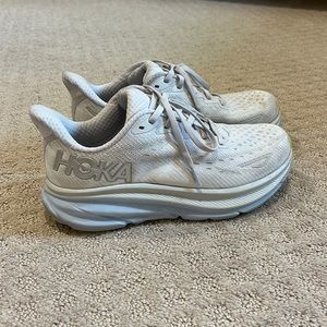 Women’s Hoka Clifton 9